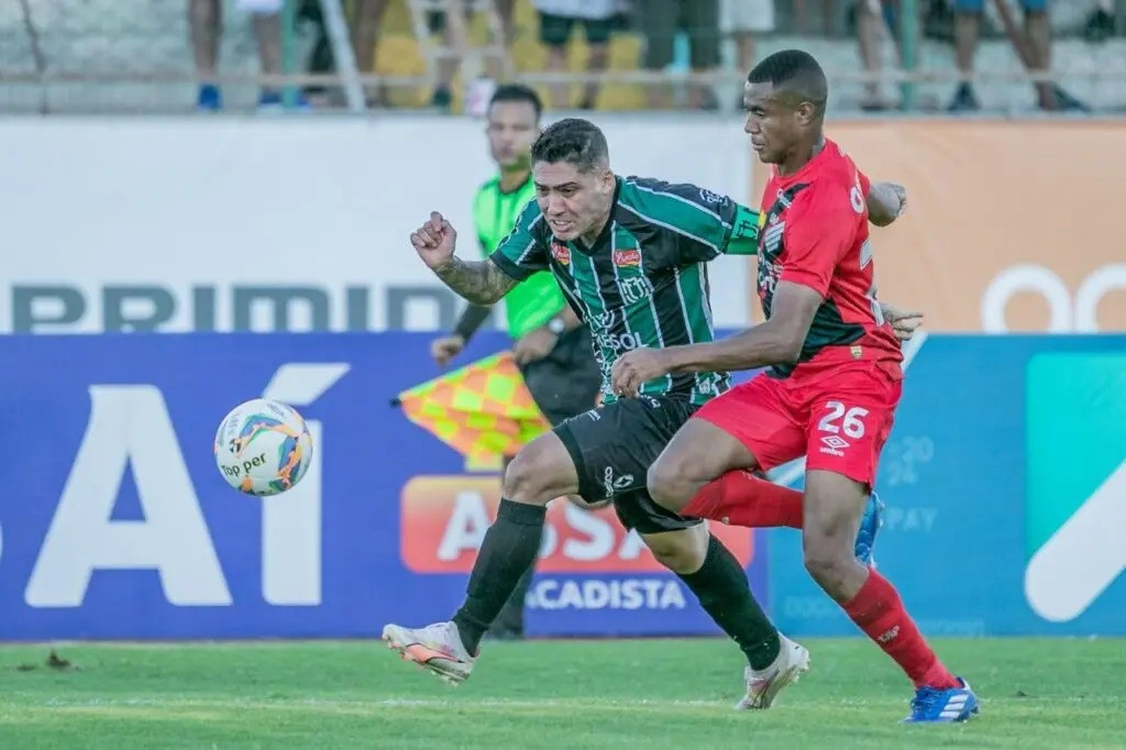 O Athletico tem a vantagem para o segundo jogo da final, em busca de seu 28º título paranaense | Foto: Fernando Teramatsu/MFC