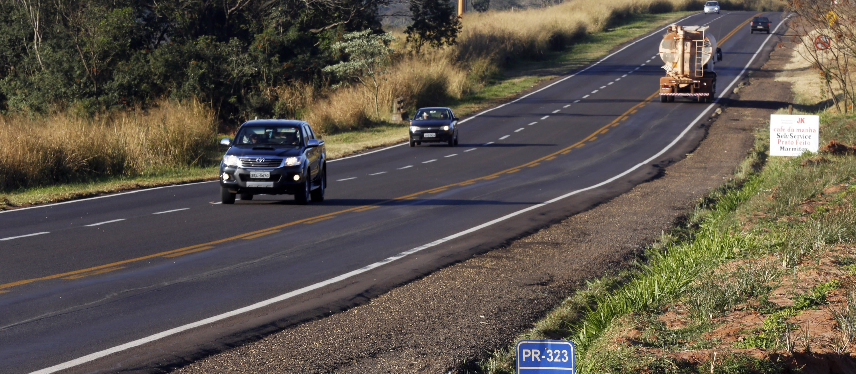 Falha na sinalização assusta motoristas na PR-323