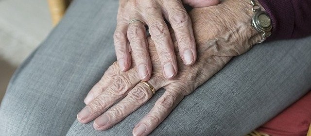 Aos 101 anos, paciente mais velho com Covid-19 em Maringá está recuperado