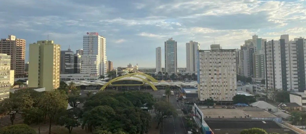 Chuva é registrada nessa madrugada em Maringá