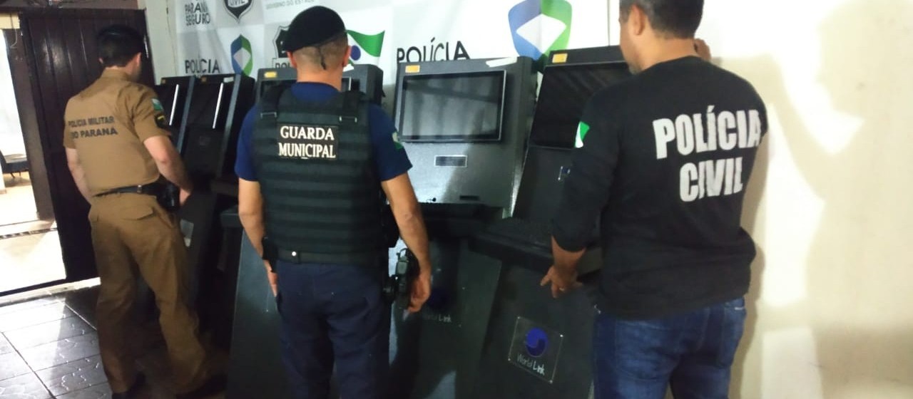 Polícia apreende seis máquinas de jogos após reclamação de moradores