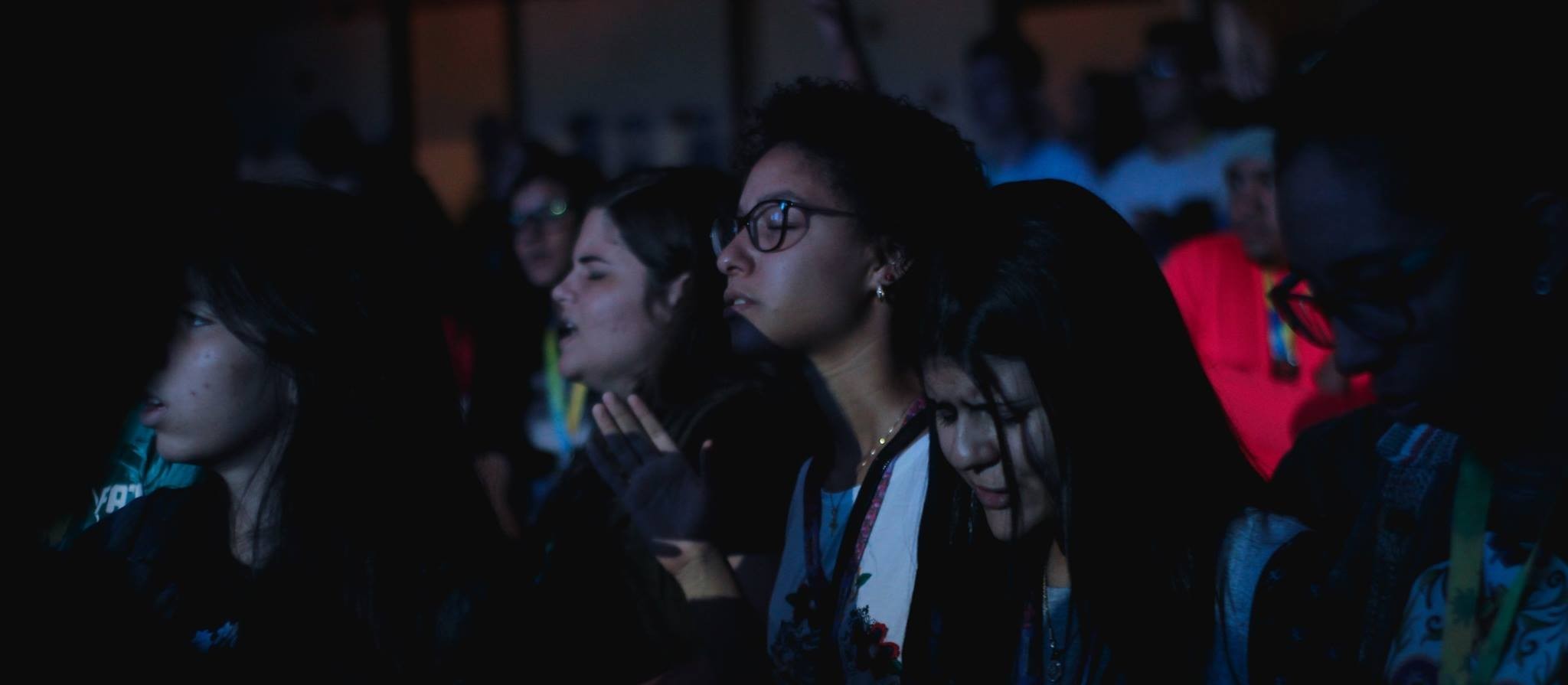 Evento cristão atrai adolescentes de todo país e do exterior