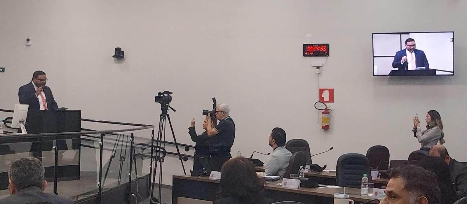 OAB acompanha votação de projeto da "persona non grata"