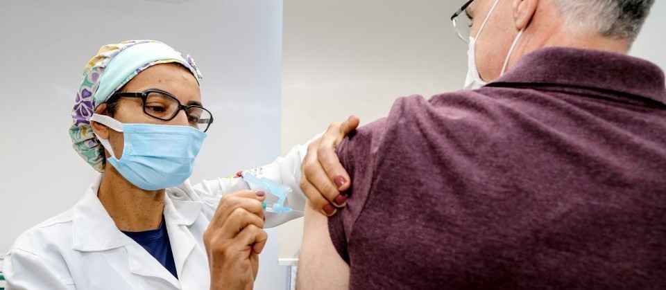 Lista de vacinados contra a Covid-19 em Maringá é publicada