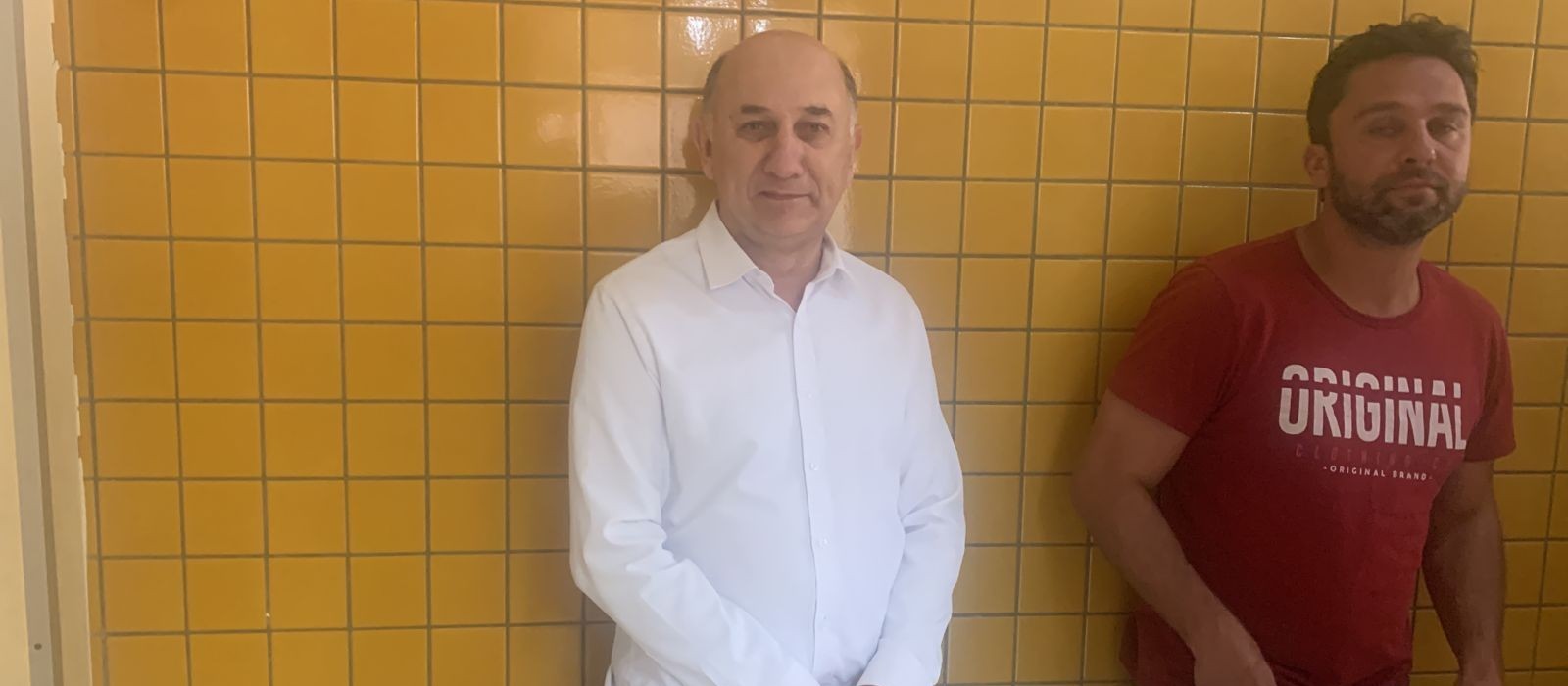 Vice-prefeito Edson Scabora vota no Instituto de Educação de Maringá