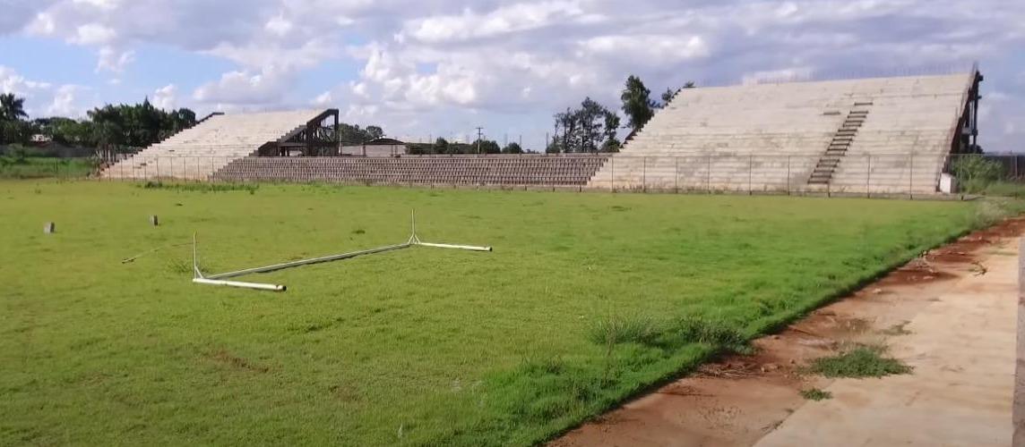 Prefeitura de Sarandi pretende concluir Estádio e retomar obra do Paço Municipal