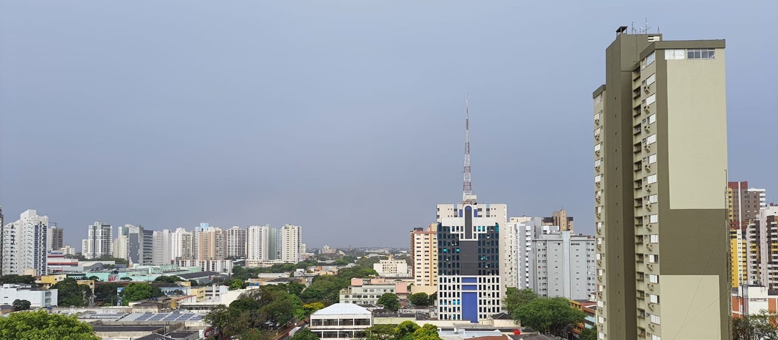 Com clima instável, sexta-feira amanhece chuvosa em Maringá