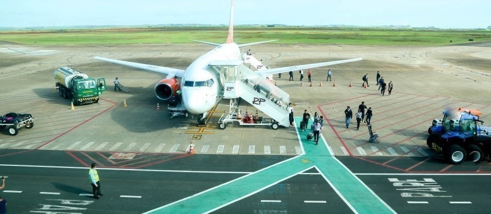 Quase 250 passageiros tiveram voos remarcados nesta terça-feira (16) em Maringá 