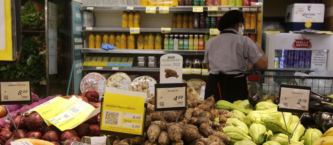 Prefeitura vai recorrer a decisão judicial que permitiu supermercado abrir no feriado