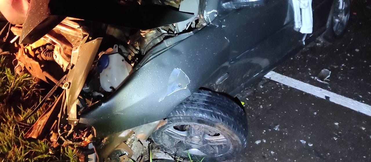 Motorista morre após bater contra placa na PR-182, em Umuarama
