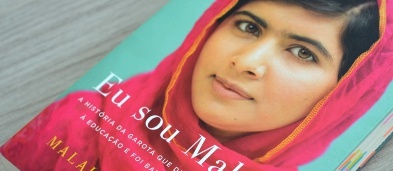'Eu sou Malala' é um livro que mostra a luta pela educação