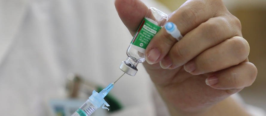 MP recomenda que prefeito de Alto Piquiri deixe de vacinar pessoalmente a população