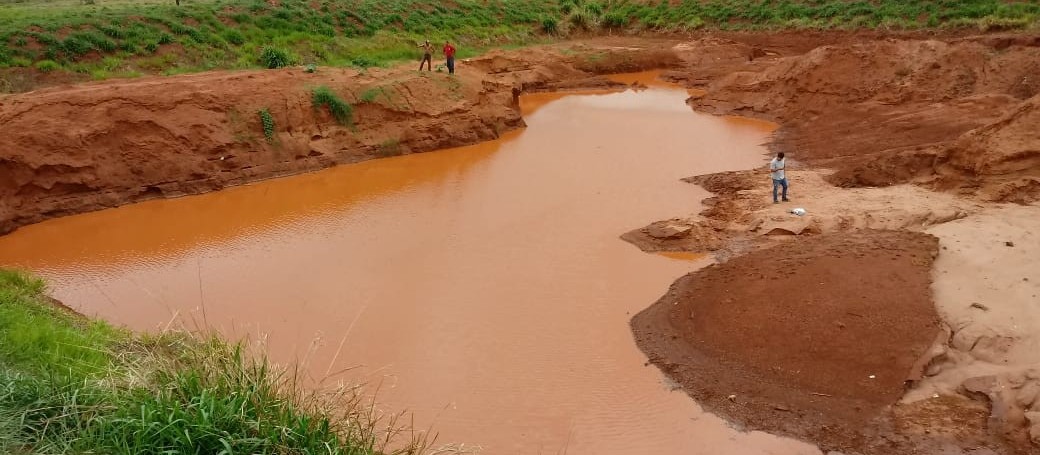 Menino morre afogado em vala cheia d’água da chuva em Loanda