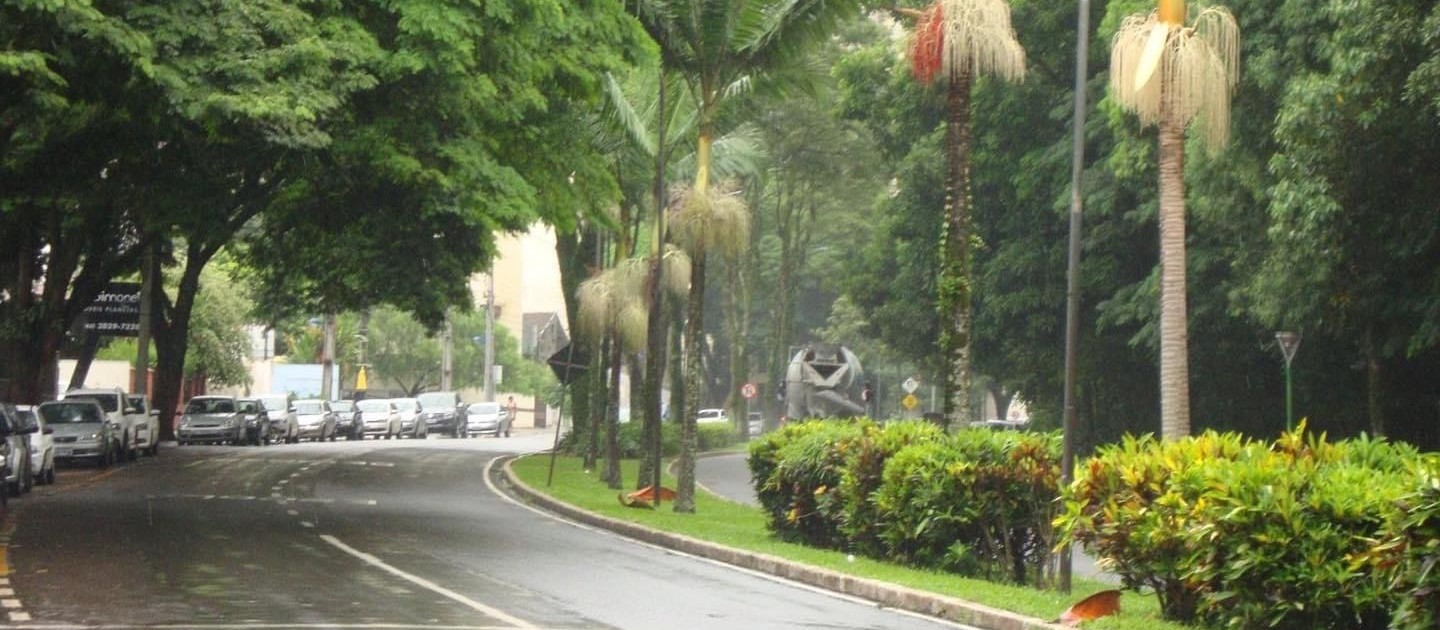 Maringá tem terça-feira (9) chuvosa e temperaturas amenas, indica Simepar