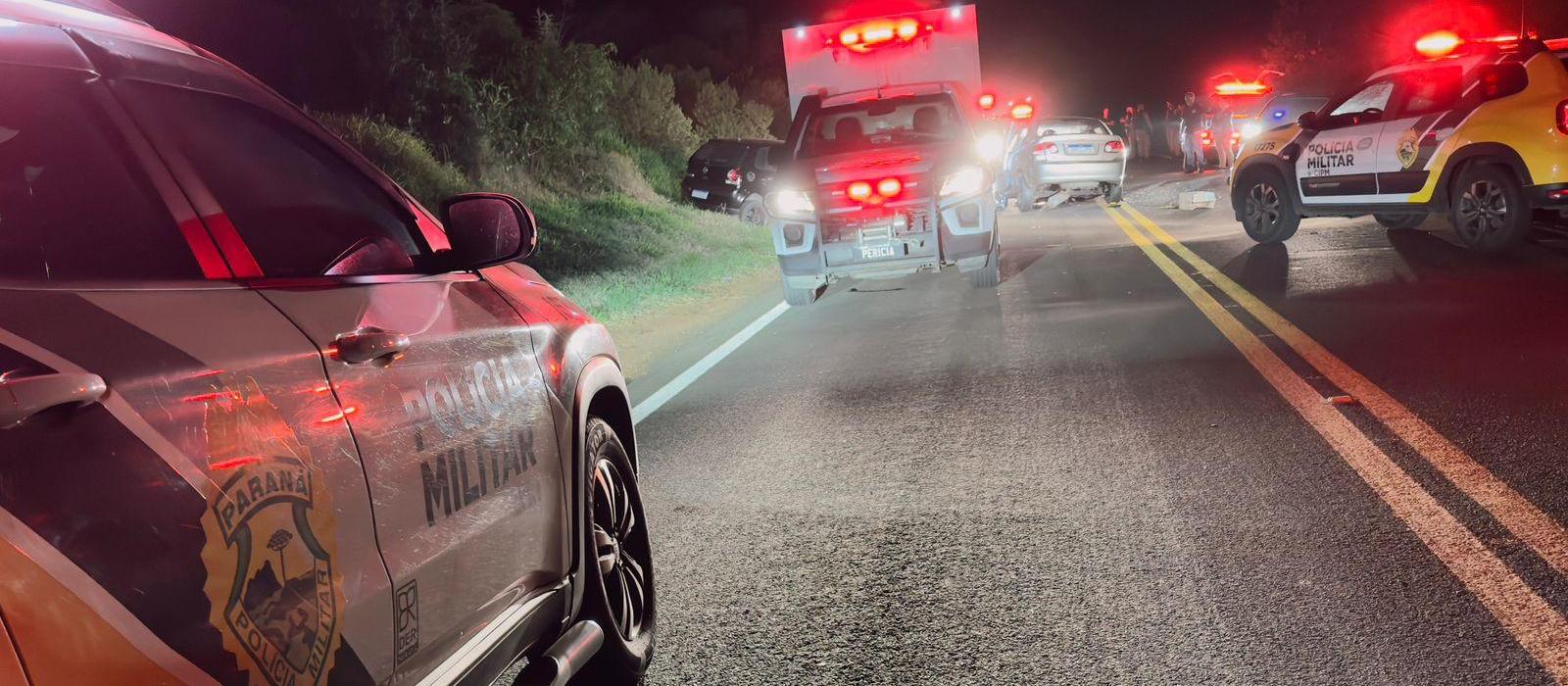 Uma pessoa morre e quatro ficam feridas em acidente na PR-218