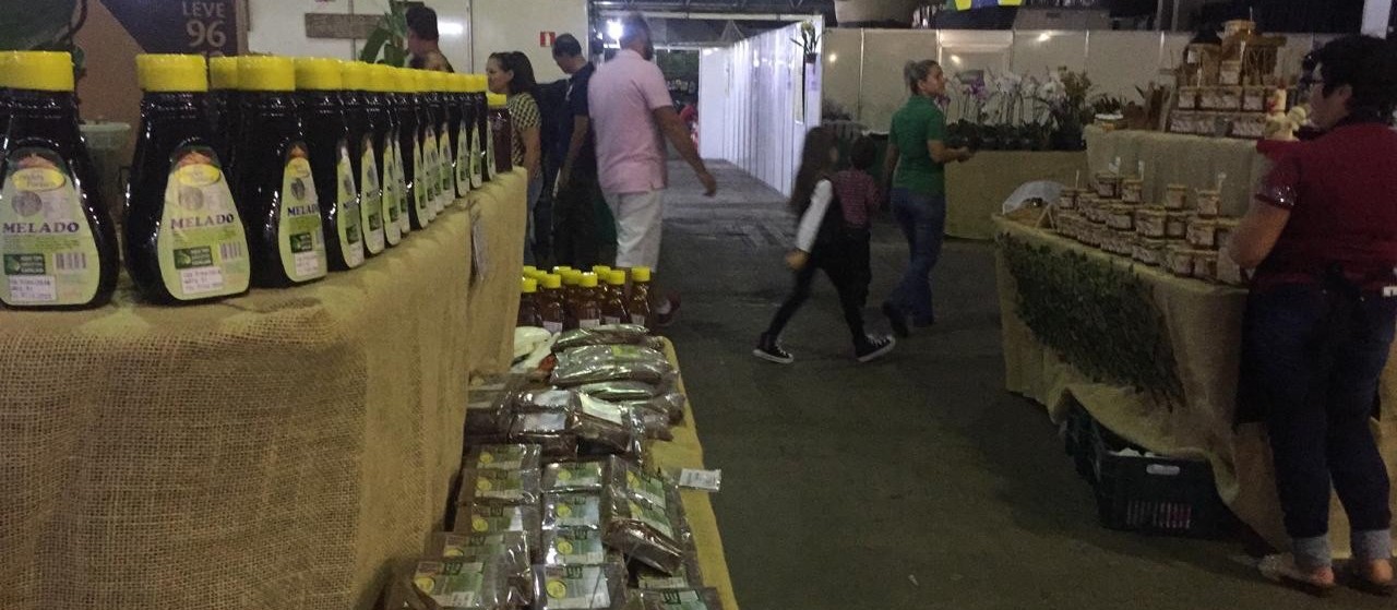 Feira da agroindústria familiar tem variedades de produtos 