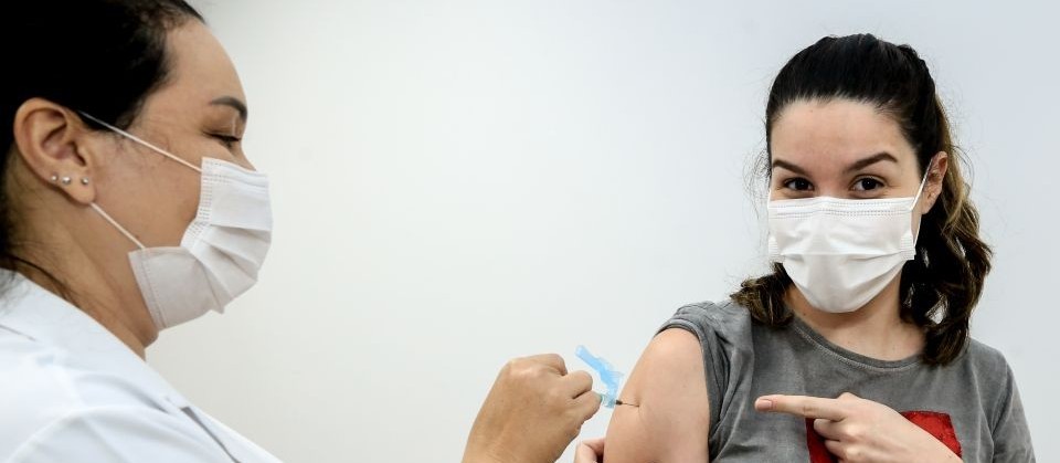 Maringá retoma a vacinação de 1ª dose com repescagem para população acima de 35 anos