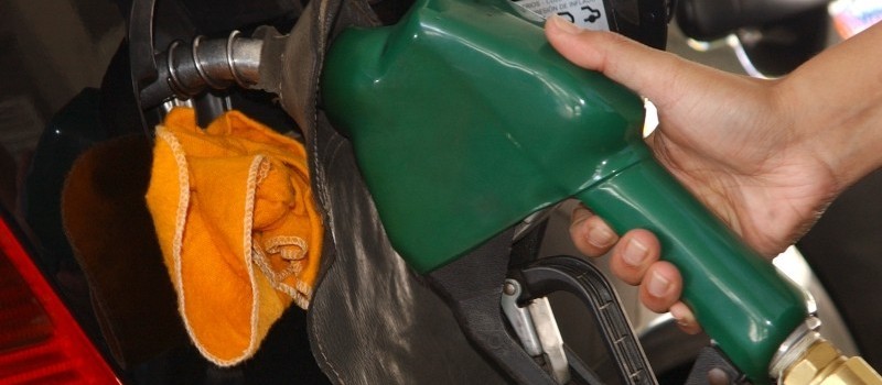 Gasolina em Maringá é a 5ª 	mais cara do estado, mostra pesquisa 
