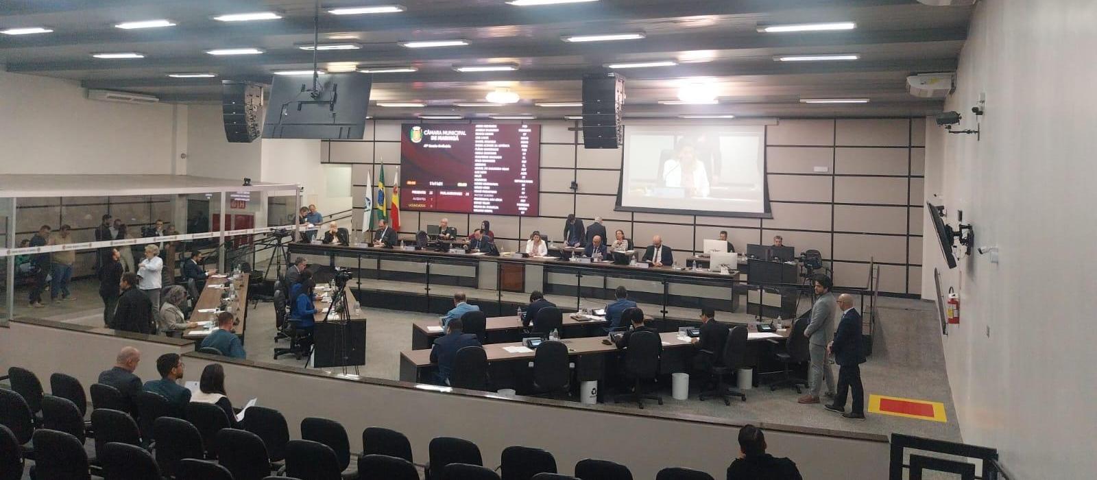 Lei que autoriza contratação de 25 cargos comissionados é publicada em Diário Oficial