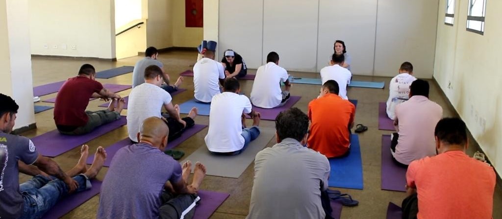 Prática de yoga pode ser implantada na Cpim