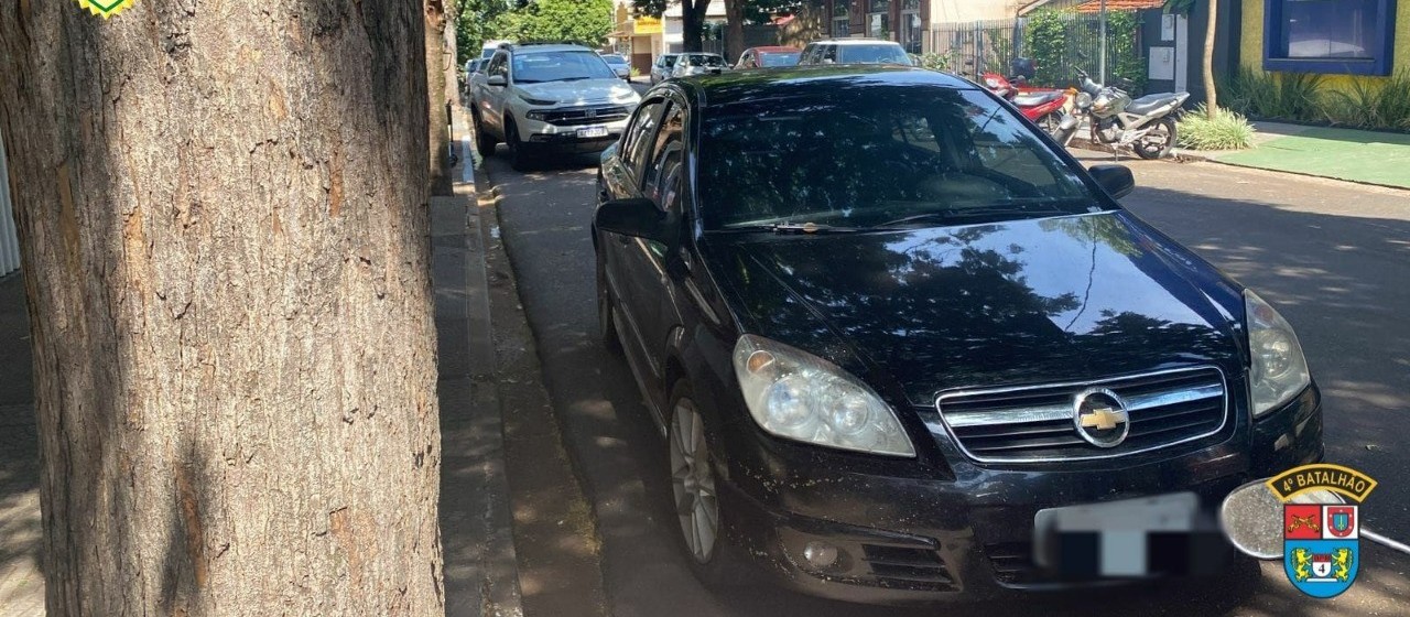Carro roubado em Maringá é recuperado pela Polícia Militar em Marialva