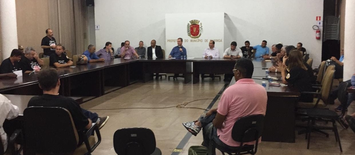 Em reunião tensa, motoristas pedem reajuste de 43% à Prefeitura de Maringá
