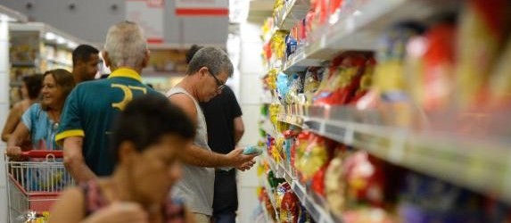 Câmara de Marialva aprova lei que permite aos supermercados abrir apenas um domingo por mês