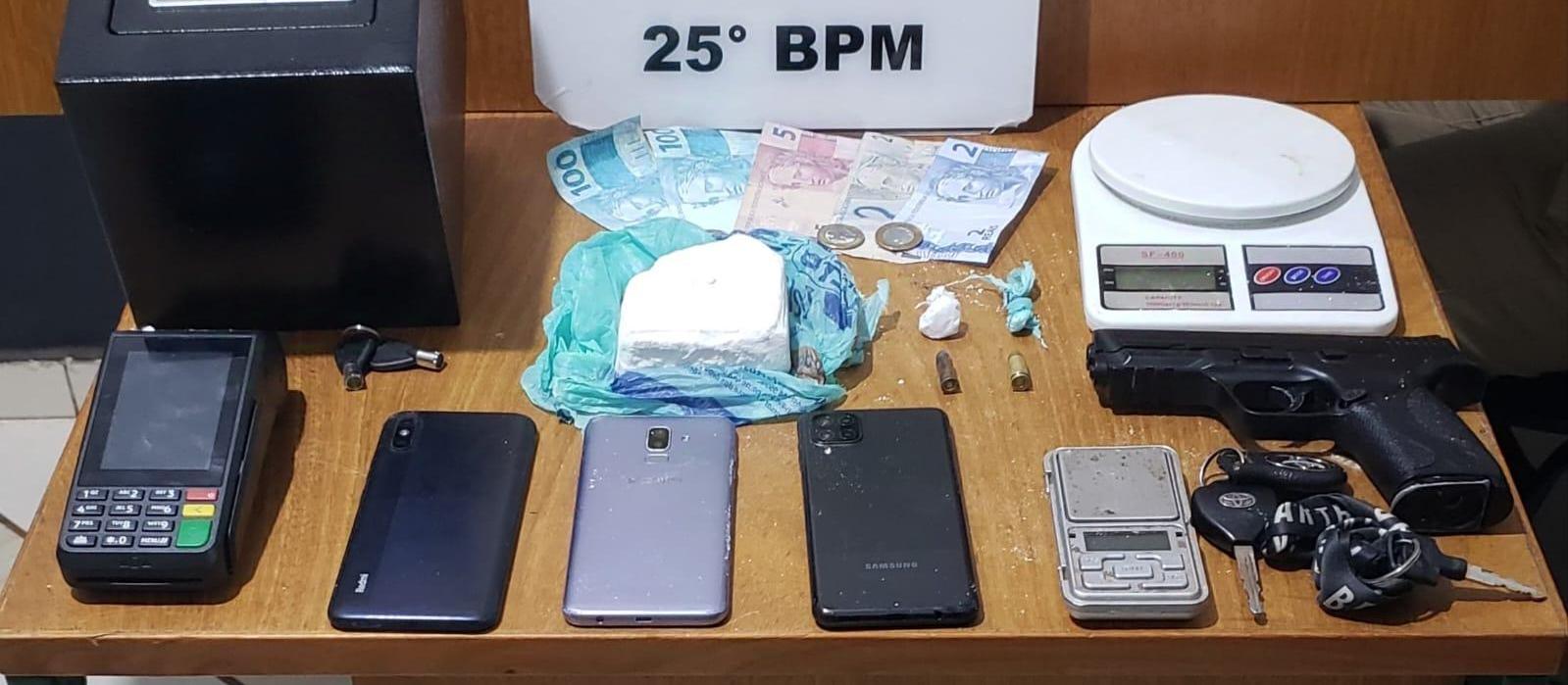Suspeitos de tráfico de drogas por delivery são presos em Umuarama