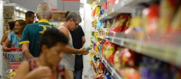 Sindmercados acredita que haverá demissões quando lei entrar em vigor