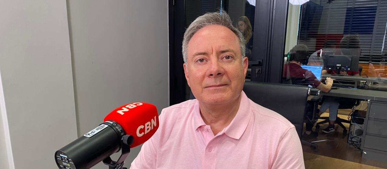 Como o olhar pode induzir o comportamento em sala de aula?