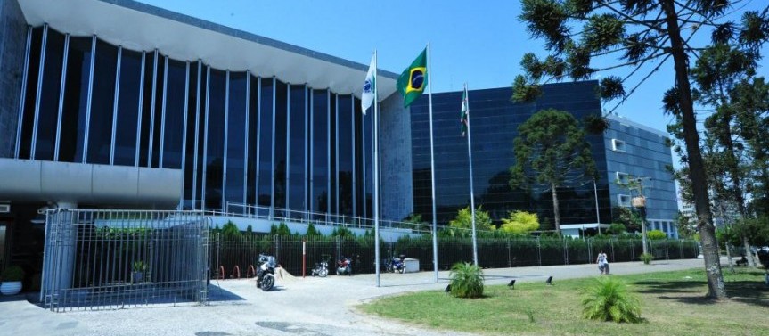 Eleições municipais alteram a pauta da Assembleia Legislativa do Paraná