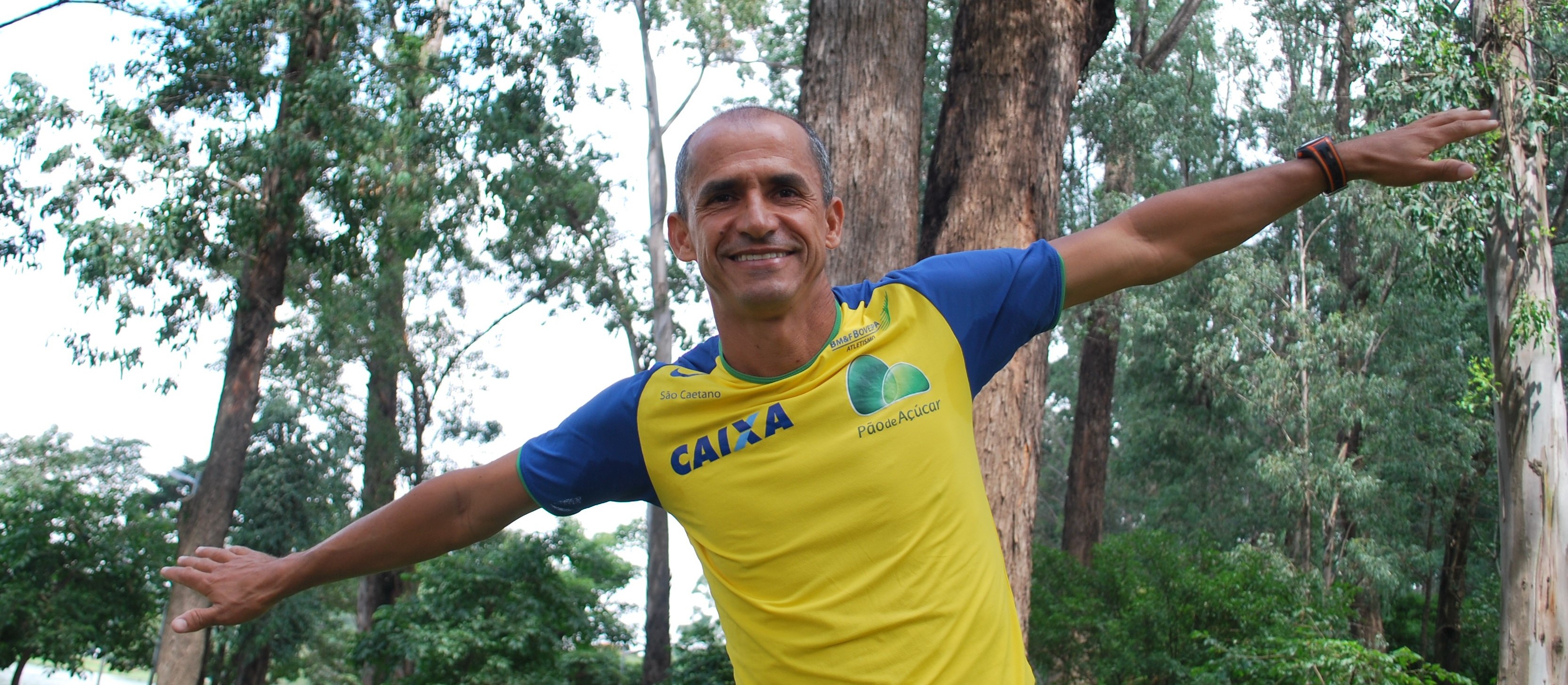 Ex-maratonista Vanderlei Cordeiro de Lima vai liderar caminhada no Parque do Ingá