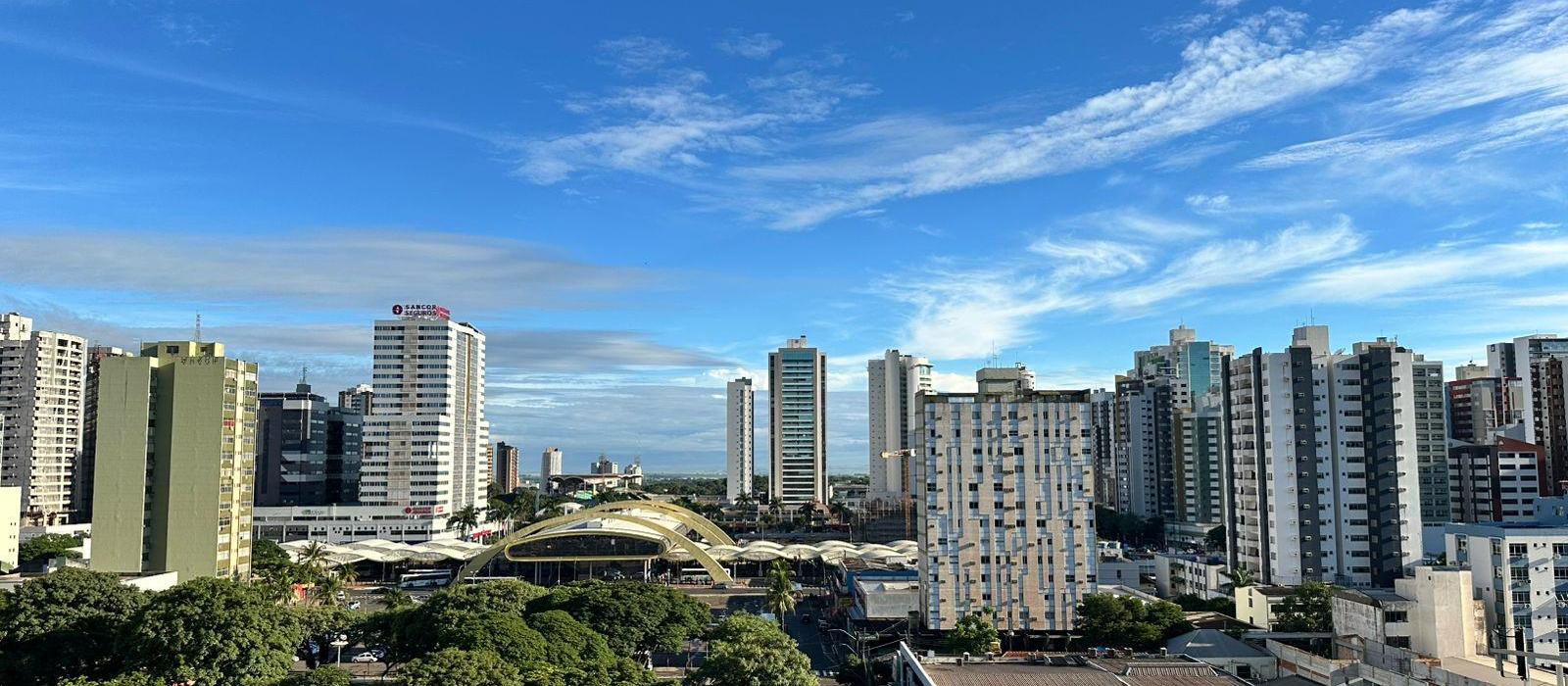 Tempo segue instável em Maringá nesta sexta (13); fim de semana terá calor