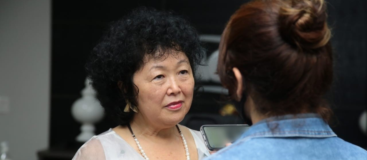 Professora doutora Nise Yamaguchi faz palestra em Maringá