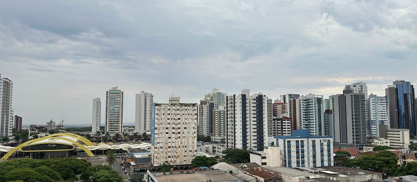 Terça-feira (31) segue com tempo chuvoso em Maringá, prevê Simepar