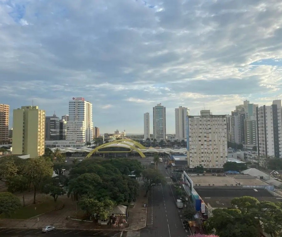 Chuva é registrada nessa madrugada em Maringá