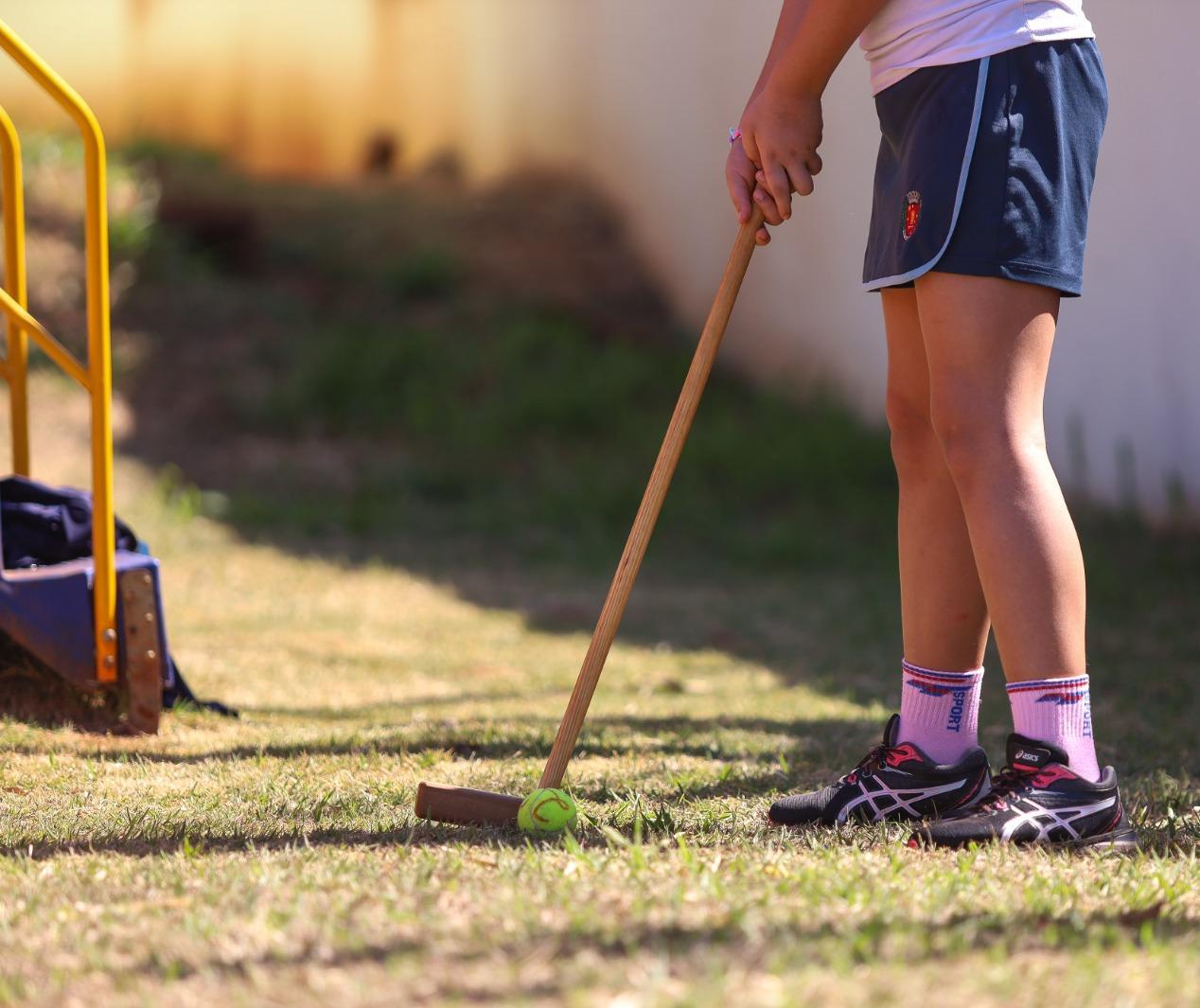 Professor cria projeto de Golfe Escolar para ensinar jogos de precisão