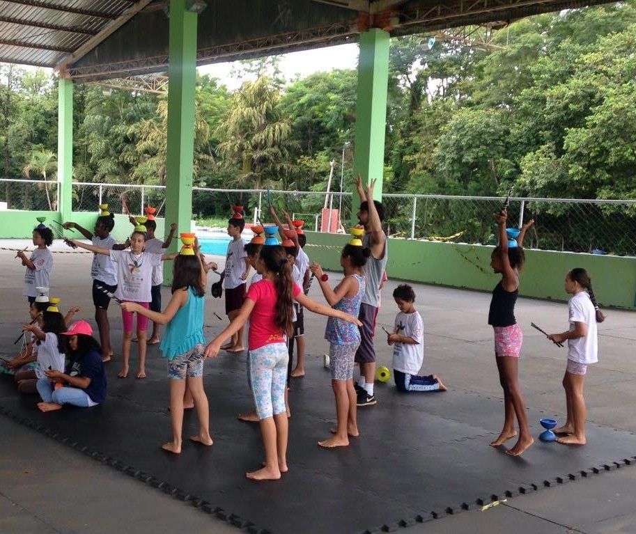 No Dia do Circo, conheça o projeto Circo Social de Sarandi