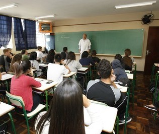 Inscrições para PSS da Secretaria de Educação do Paraná começam nessa sexta-feira (29)