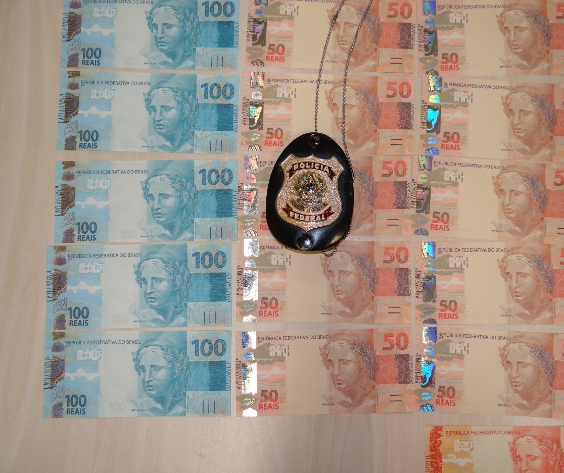 Jovem é preso em flagrante com mais de R$ 1 mil em notas falsas 
