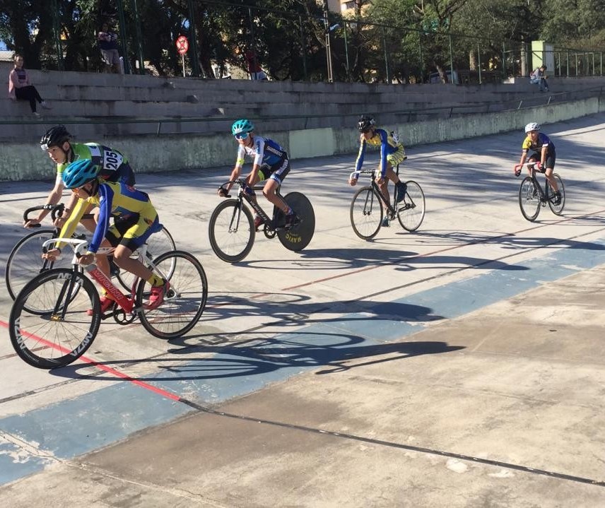 Competição em Maringá reúne atletas do Pan-Americano de Ciclismo