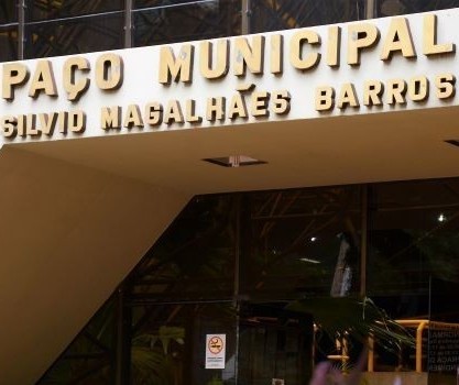 Ponto facultativo no serviço municipal em Maringá será na sexta (30) 