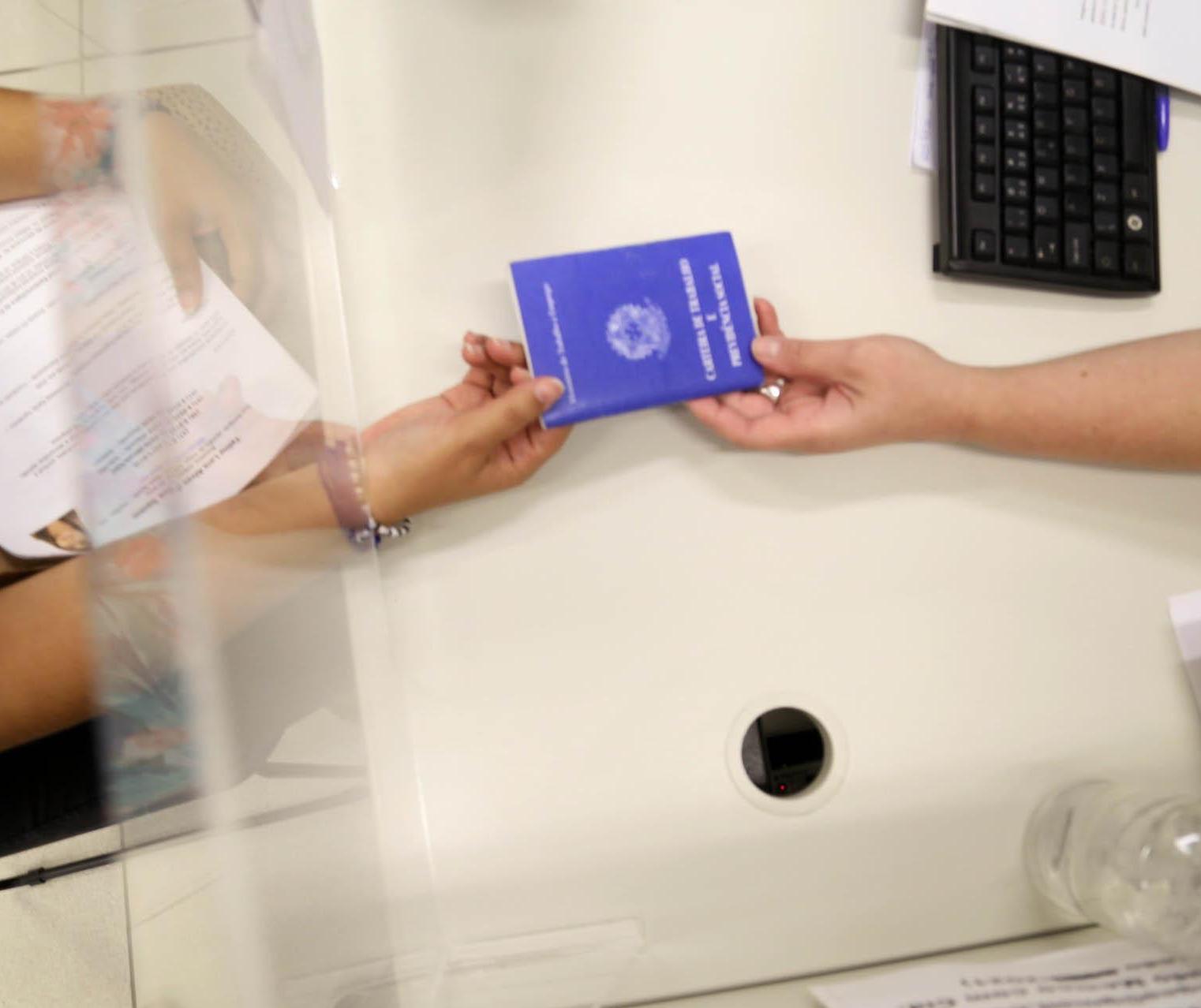 Agência do Trabalhador de Maringá oferta 701 vagas; 195 destinadas a PCD