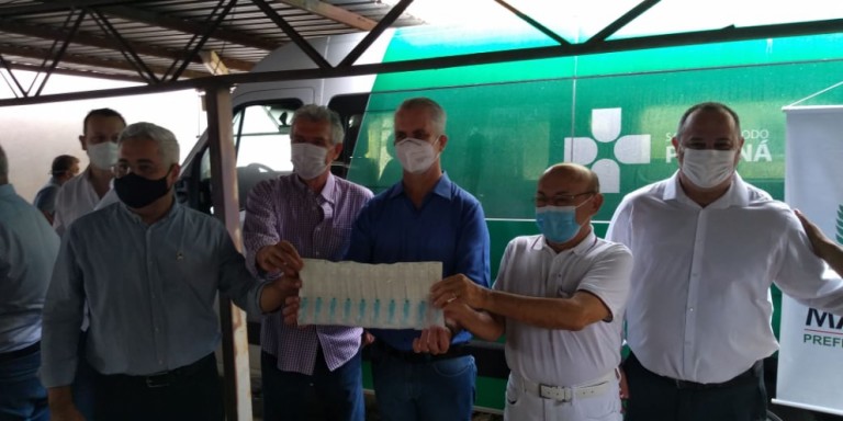 Vacina contra a Covid-19 deve chegar em Maringá até essa terça (19), afirma o prefeito
