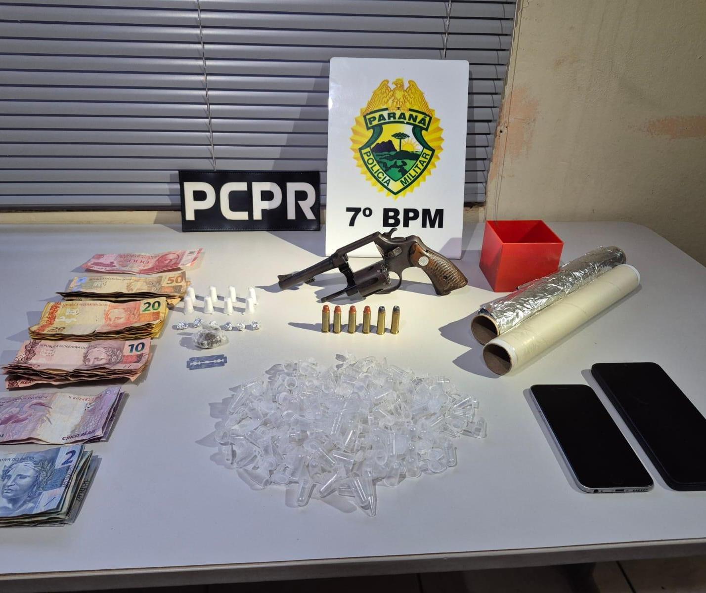 Polícia cumpre 36 mandados em operação contra tráfico de drogas e posse ilgela de armas de fogo em Umuarama