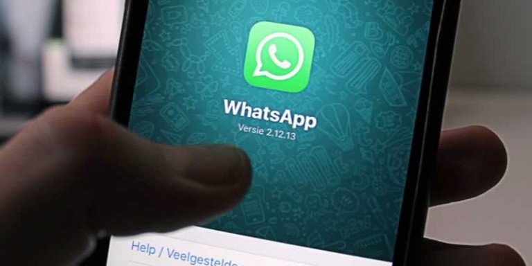 Divulgar print de conversa de WhatsApp pode gerar indenização