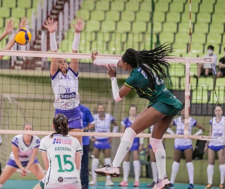 Unilife Maringá vence o Valinhos por 3 sets a 1 e respira na Superliga Feminina