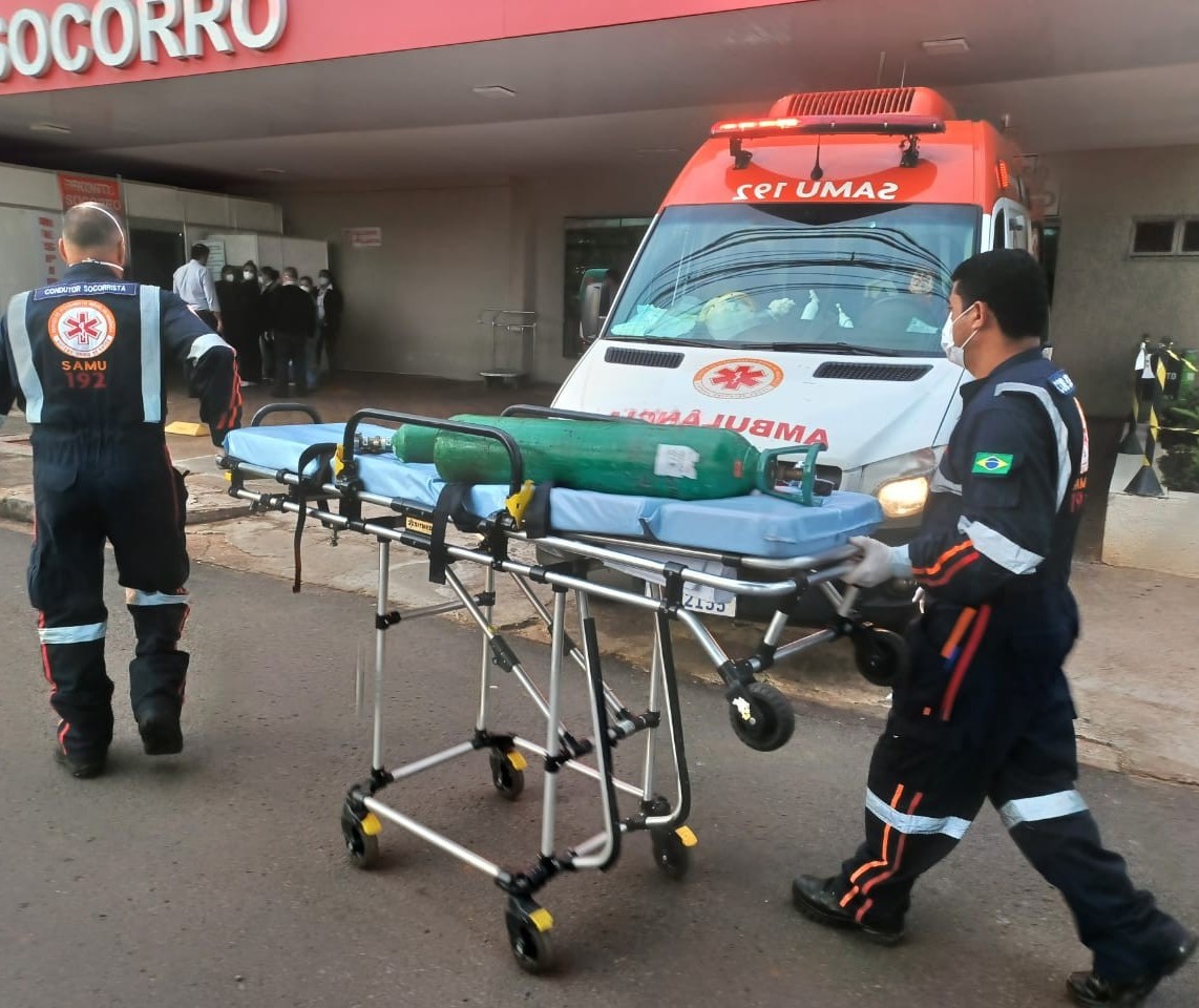 Samu e dez hospitais e clínicas se mobilizam para emprestar oxigênio a um hospital particular