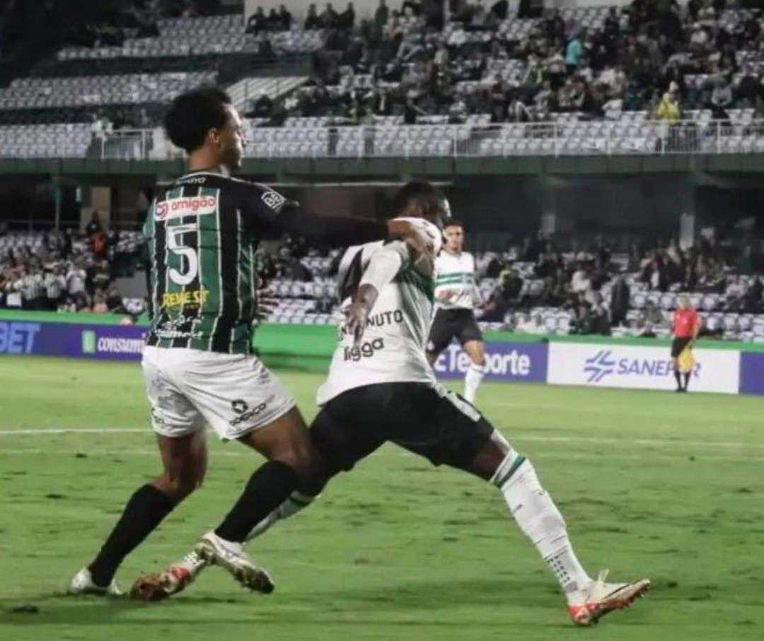 No melhor jogo do Campeonato Paranaense, Maringá FC e Coritiba terminam empatados