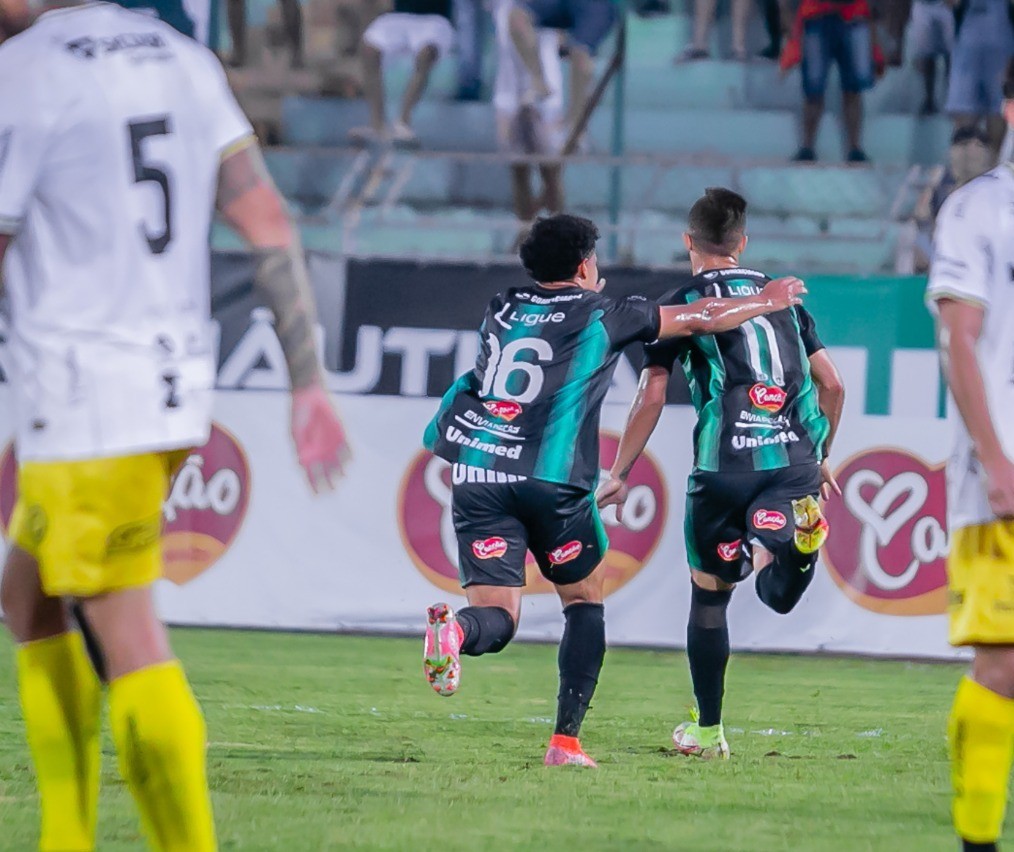 Maringá FC cumpre meta, mas quer mais